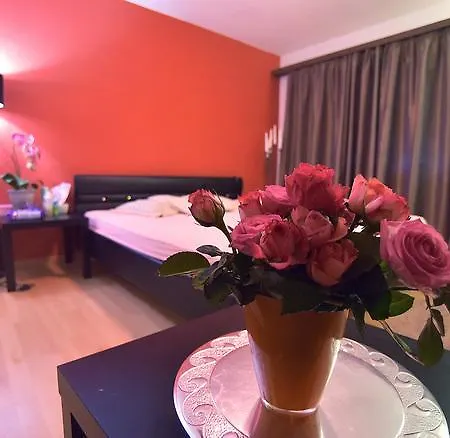 3 Living Comfort Sg Apartment
