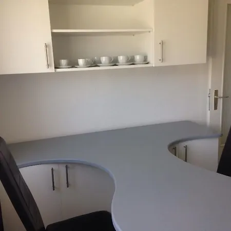 Apartment 3 Living Comfort Sg *